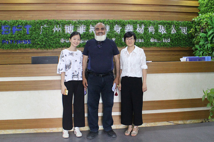 沙特來(lái)中國(guó)進(jìn)口健身器材